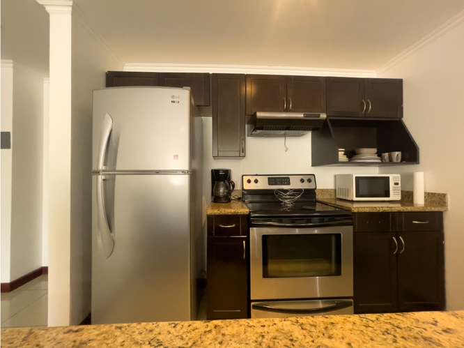 Bello Apartamento Amueblado en Guachipelin - Imagen 5