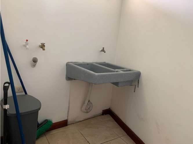 Bello Apartamento Amueblado en Guachipelin - Imagen 9