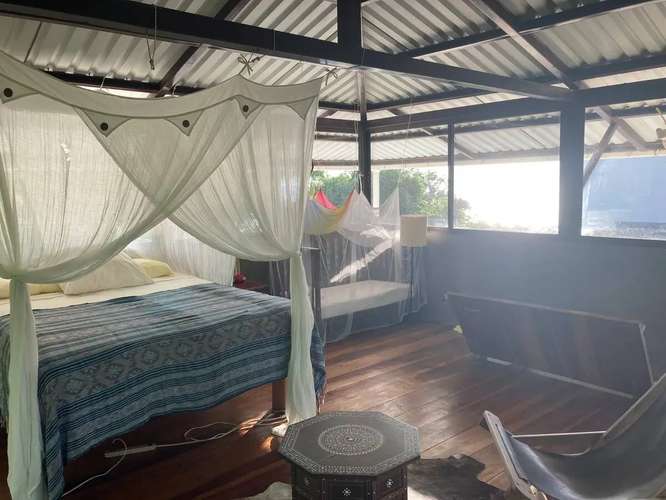 Casa de dos dormitorios y estudio en Santa Teresa a 500mts de la playa. - Imagen 9