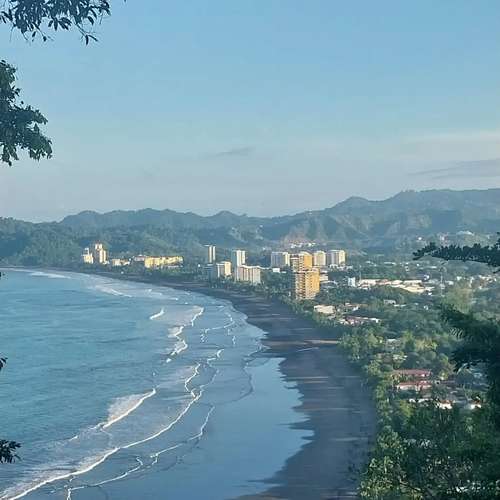 Moderno loft de 1 dormitorio en Jacó con impresionantes vistas al mar - Imagen 16
