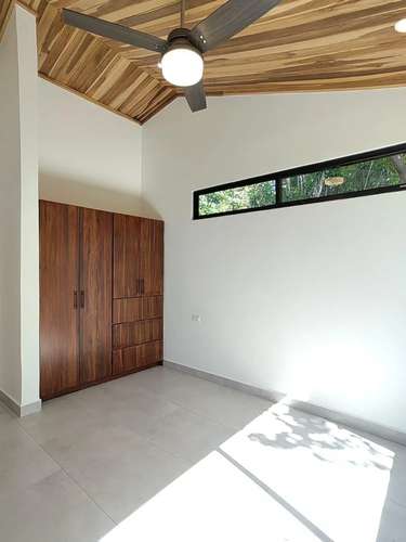 Elegancia Contemporánea en Atenas: Casa con Piscina, Vistas al Valle Central y Naturaleza - Imagen 8