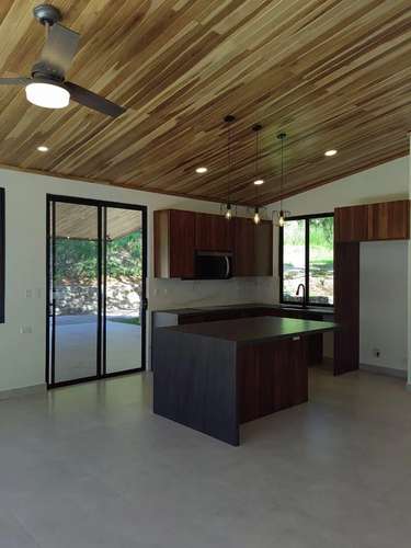 Elegancia Contemporánea en Atenas: Casa con Piscina, Vistas al Valle Central y Naturaleza - Imagen 7