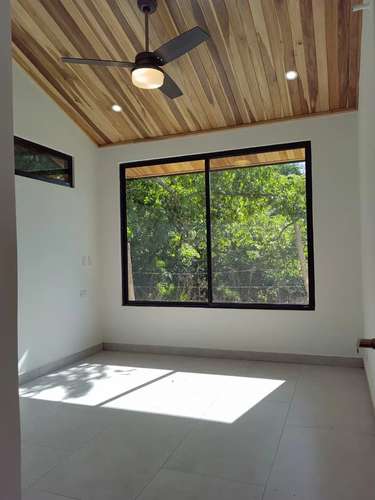 Elegancia Contemporánea en Atenas: Casa con Piscina, Vistas al Valle Central y Naturaleza - Imagen 12