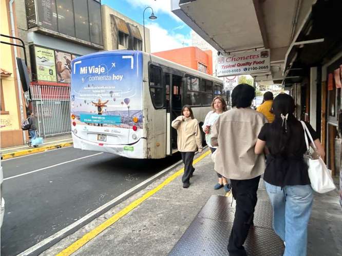 Oportunidad! Local en la Avenida Central de San José Centro