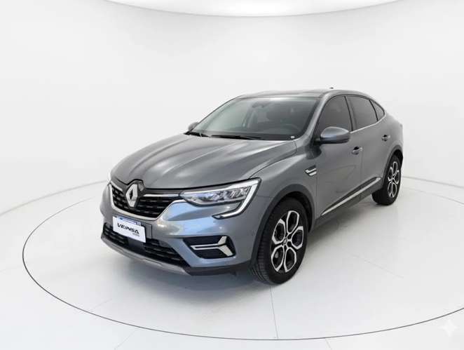 Renault ARKANA 2025