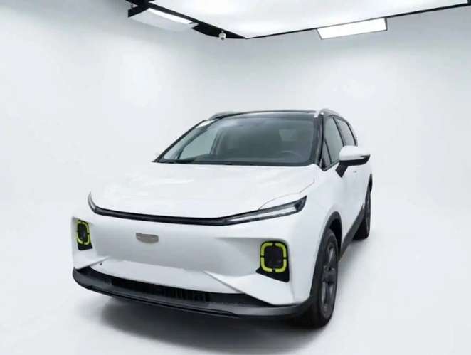 Geely GEOMETRY E 2025