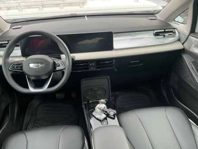 Geely GEOMETRY E 2025 - Imagen 2