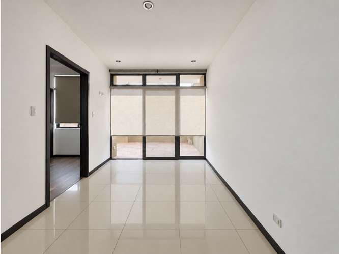 Comodo Apartamento en Alquiler Santa Ana centro
