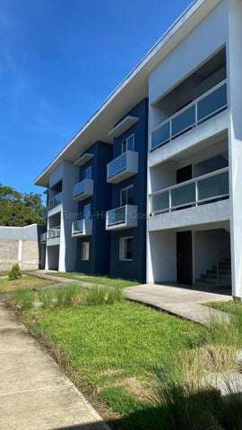 Venta de Apartamento en Flores-San Joaquín. 