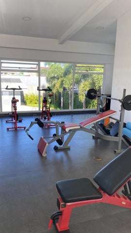 Venta de Apartamento en Flores-San Joaquín. 