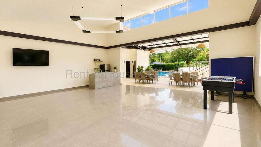 Alquiler de Apartamento en Curridabat-Granadilla. 