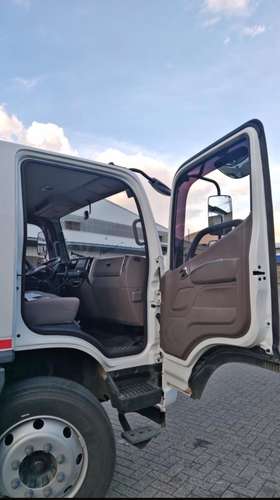 SE VENDE CAMIÓN FOTÓN AUMARK S 1217 8 TONELADAS