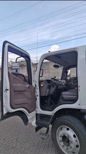 SE VENDE CAMIÓN FOTÓN AUMARK S 1217 8 TONELADAS