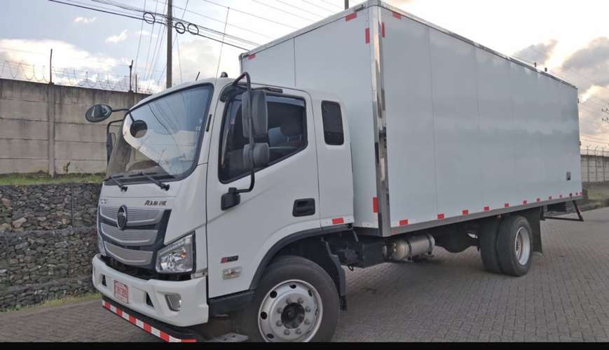 SE VENDE CAMIÓN FOTÓN AUMARK S 1217 8 TONELADAS