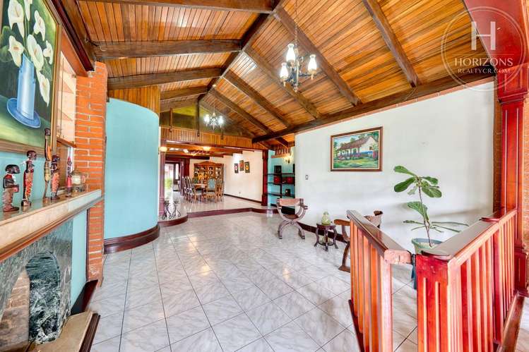 Se Vende Amplia Casa de Una Planta de 684 m² en Sabanilla de Montes de Oca NJA1441DM