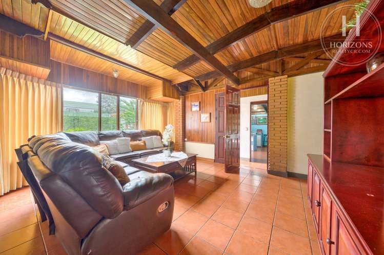 Se Vende Amplia Casa de Una Planta de 684 m² en Sabanilla de Montes de Oca NJA1441DM