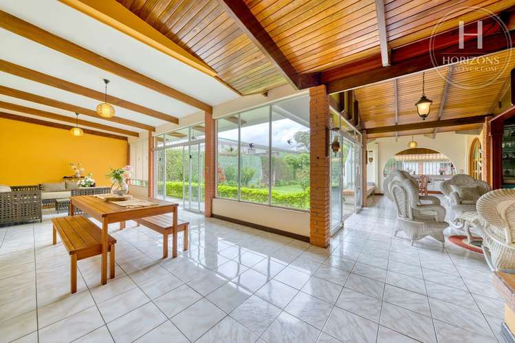 Se Vende Amplia Casa de Una Planta de 684 m² en Sabanilla de Montes de Oca NJA1441DM