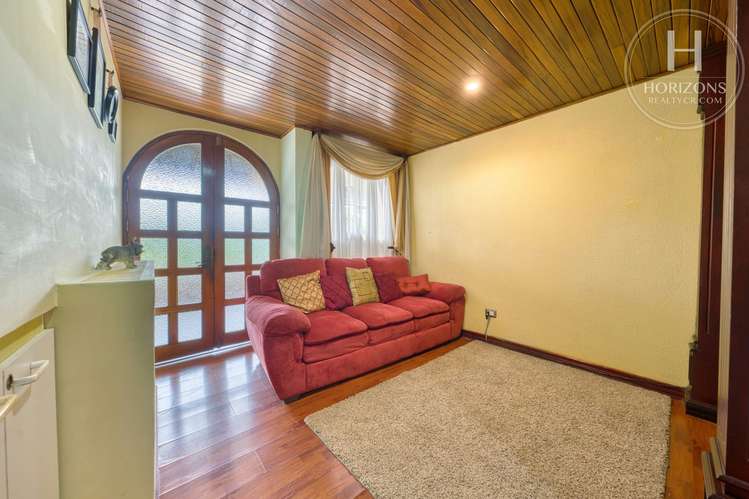 Se Vende Amplia Casa de Una Planta de 684 m² en Sabanilla de Montes de Oca NJA1441DM