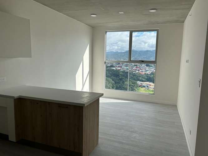 Alquiler de apartamento de 2 habitaciones – Torre, Sabana Oeste | Piso 11