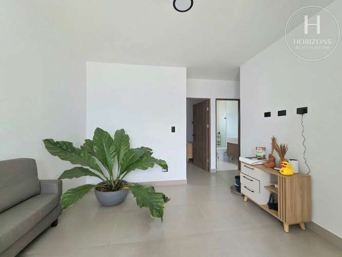 Se Vende Casa de 3 Niveles en Condominio NAIA Guachipelín 3 Habitaciones NJA1453JB-V - Imagen 9