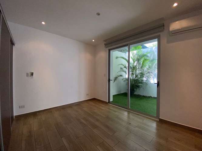 ALQUILER DE CASA DE UN PISO EN CONDO EN BRASIL SANTA ANA - Imagen 16