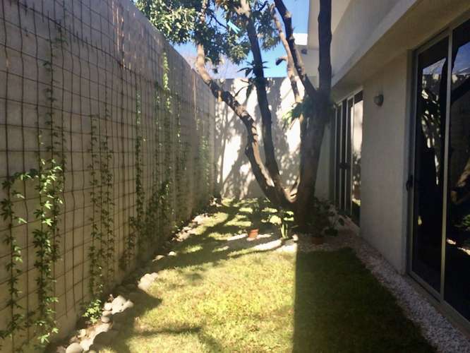 ALQUILER DE CASA DE UN PISO EN CONDO EN BRASIL SANTA ANA - Imagen 9