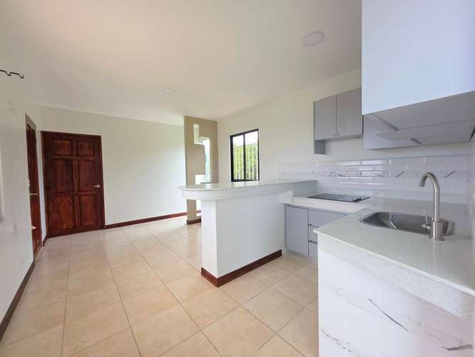 Alquiler de apartamento en La Ceiba, Alajuela | 1 habitación - Imagen 3