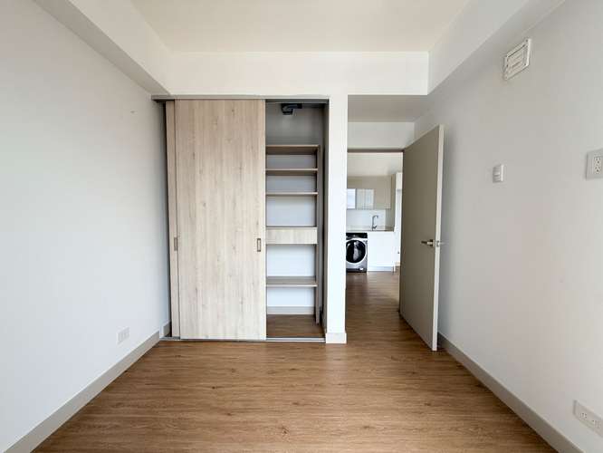 ESCALANTE SE ALQUILA CON PARQUEO UNA HABITACIÓN SECRT ESCALANTE - Imagen 11