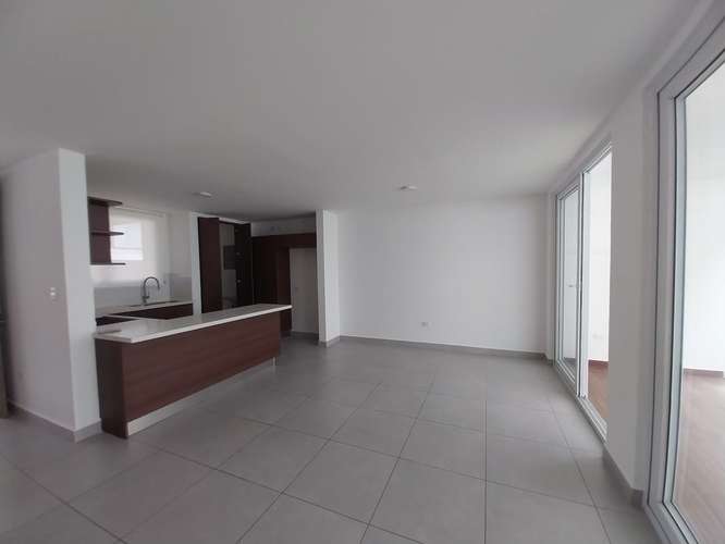 SE RENTA CASA EN CONDOMINIO CON PISICINA Y GIMNASIO- SAN ANTONIO DE ESCAZÚ - Imagen 9