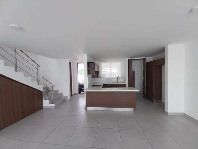 SE RENTA CASA EN CONDOMINIO CON PISICINA Y GIMNASIO- SAN ANTONIO DE ESCAZÚ - Imagen 14