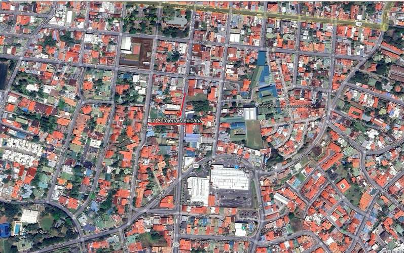 Venta de Lote en Moravia CENTRO A 200 metros de la Princesa Marina 