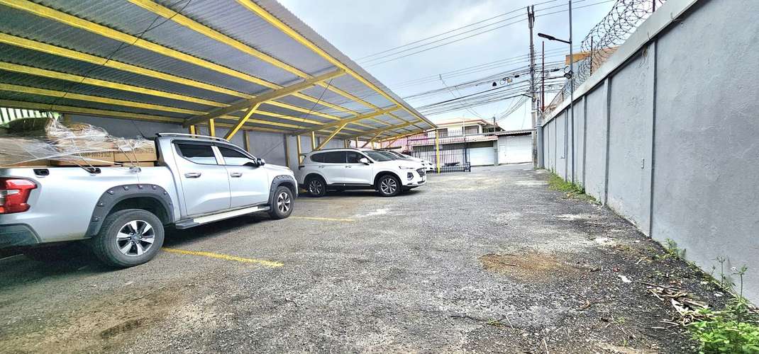 Venta de Lote en Moravia CENTRO A 200 metros de la Princesa Marina 