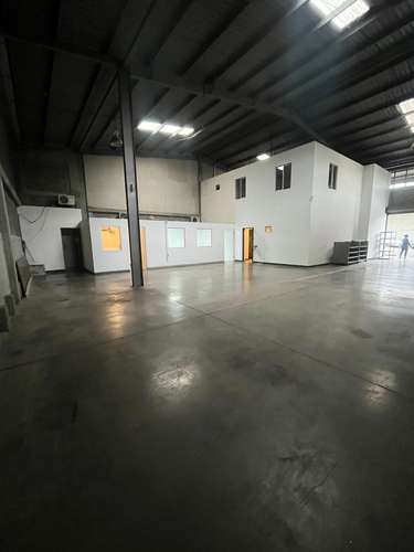 Alquiler Ofi Bodega Comercial Uruca 415m2 Seguridad 24/7