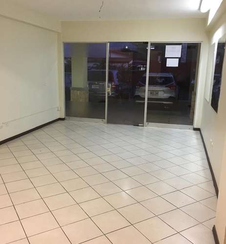 SE VENDE LOCAL COMERCIAL CON EXCELENTE UBICACIÓN -SAN ANTONIO DE BELEN - Imagen 8