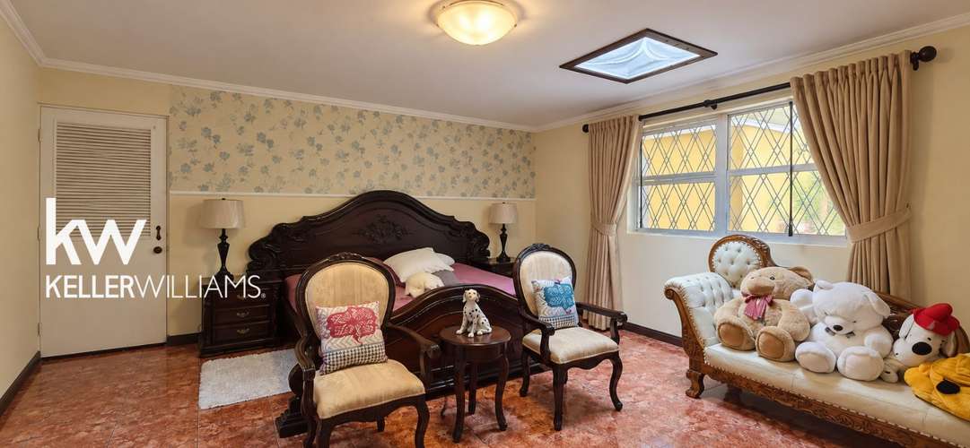 Venta de casa para oficina en Curridabat