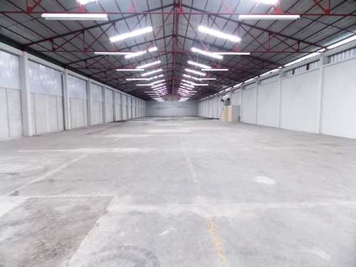 Alquiler bodega comercial de 1244m² en Tibás con seguridad 24/7 - Imagen 5