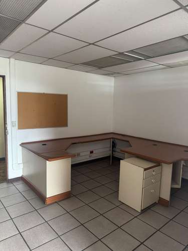 Oficina en venta en Centro Colón: 50 m², 2 estacionamientos, seguridad 24 horas