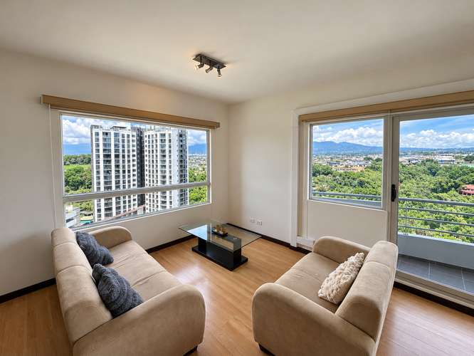 Apartamento esquinero en Condado del Parque-Excelente vistas-VHA