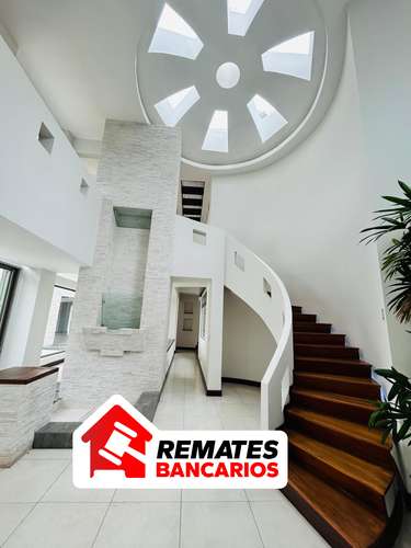 Casa en venta en Residencial Manantiales, Belén, Remate - Imagen 2