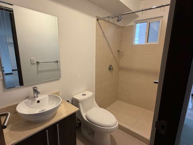 Alquiler de apartamento en Granadilla con dos parqueos - Imagen 10