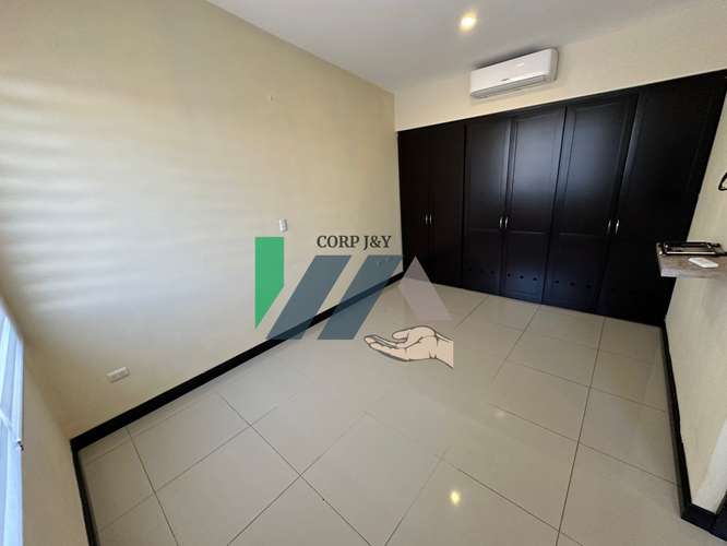Alquiler de Casa en Heredia Mercedes 