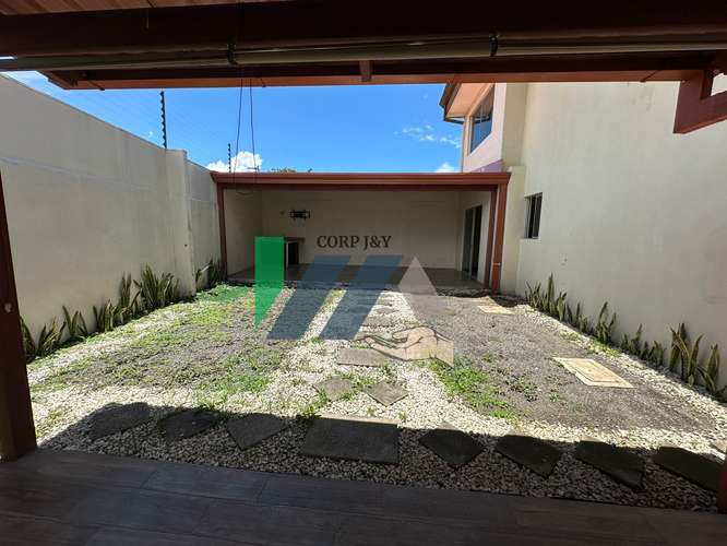 Alquiler de Casa en Heredia Mercedes 