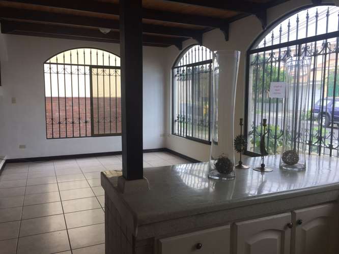 Vendo condominio para Inversión de oportunidad - Imagen 6