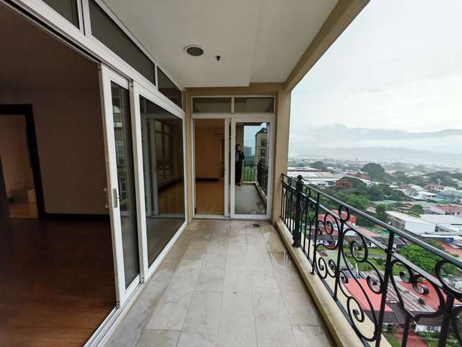 EN ALQUILER APARTAMENTO DE 1 HABITACION EN TORRES DEL LAGO, LA SABANA