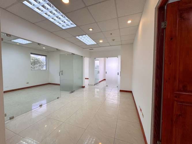 ALQUILER DE OFICINA MULTIPARK ESCAZÚ - Imagen 12