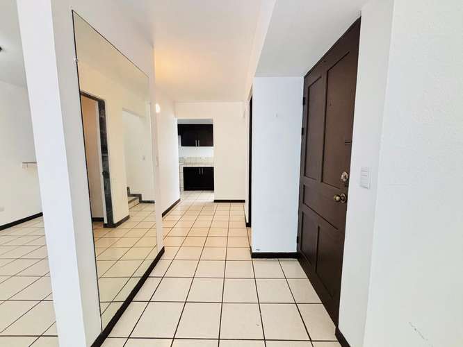 Apartamento en alquiler en San Rafael de Escazú | KVV