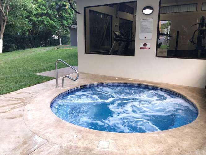 Alquiler de Apartamento Amoblado en Santa Ana Centro