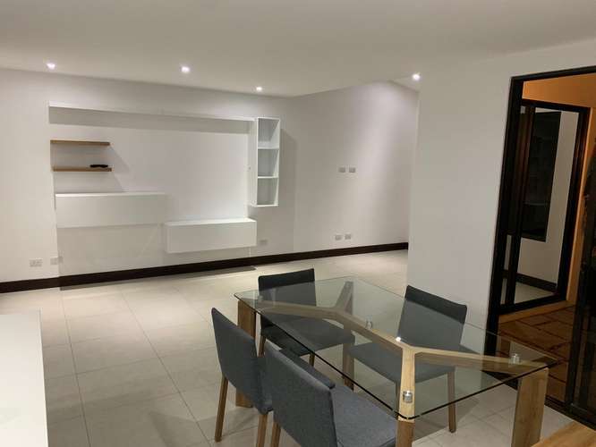 GUACHIPELIN NORTE! MODERNA CASA DE 3 HAB/2.5BAÑOS/2PARQUEOS/JARDIN/LINEA BLANCA - Imagen 4