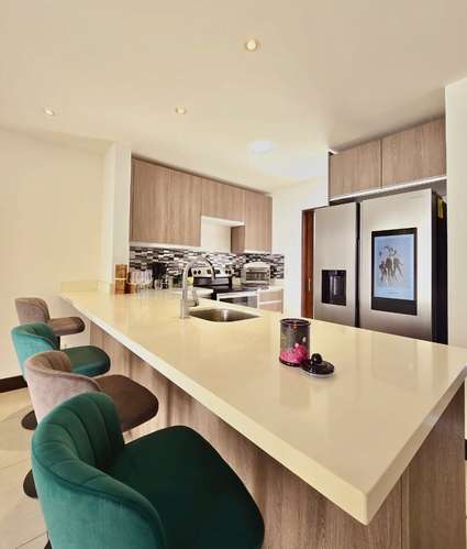 GUACHIPELIN NORTE! MODERNA CASA DE 3 HAB/2.5BAÑOS/2PARQUEOS/JARDIN/LINEA BLANCA - Imagen 7