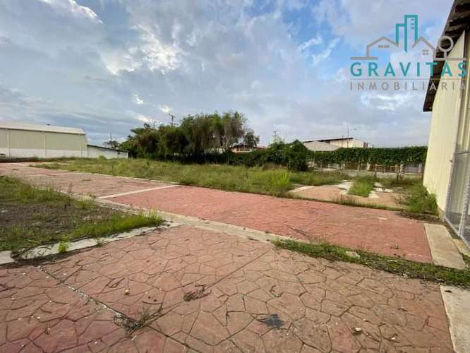 Alquiler de parqueo en la Uruca, 2100m2 ID 2095 - Imagen 4
